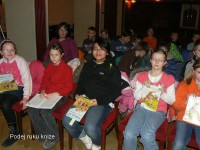 podej ruku knize 005.jpg